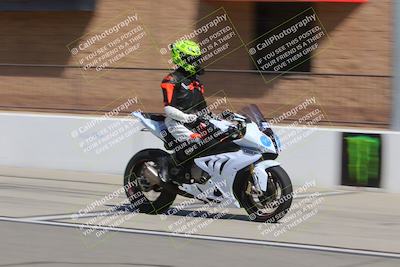 media/Aug-27-2022-Fastrack Riders (Sat) [[c588535105]]/Level 2/Session 1 Start Finish/
